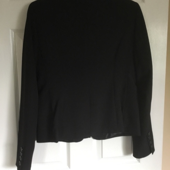 New Three-button Blazer - Picture 2 of 6